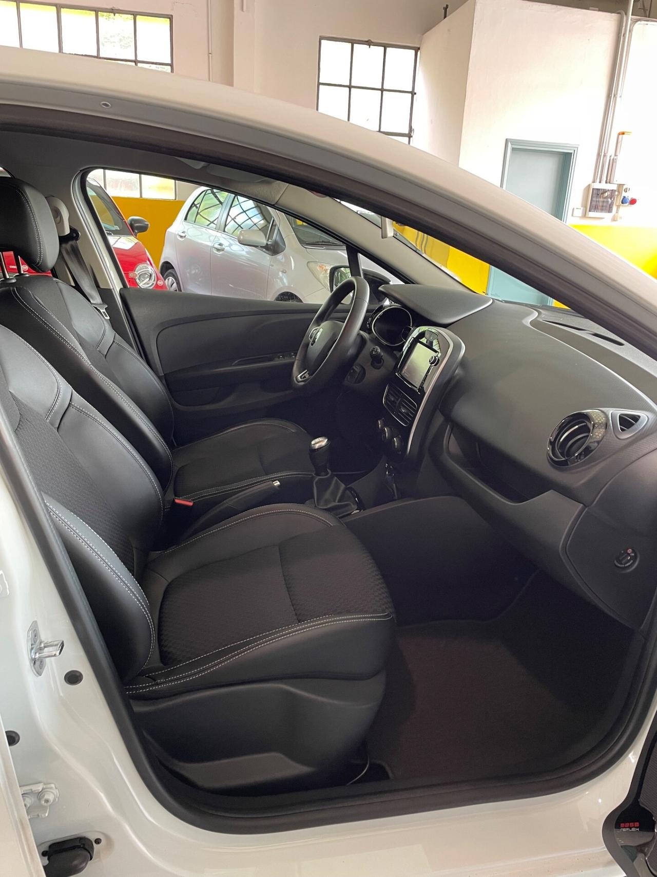 Renault Clio 1.5 dCi 8V 90 CV Moschino