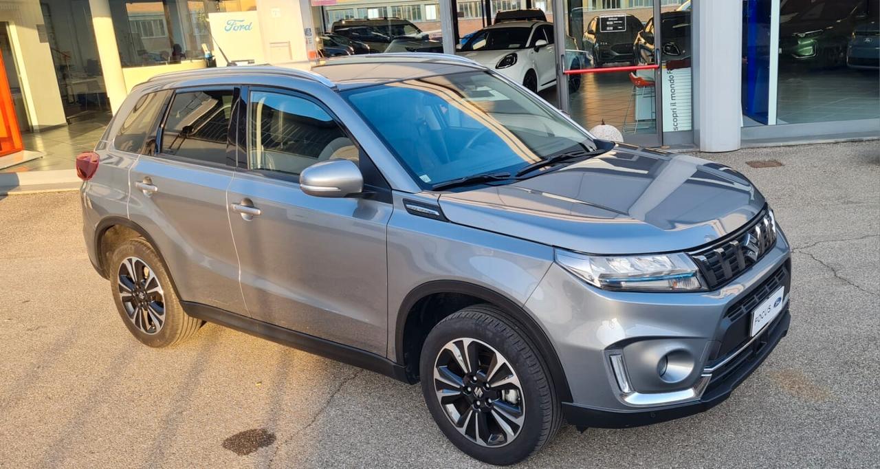 Suzuki Vitara 1.4 Hybrid Top