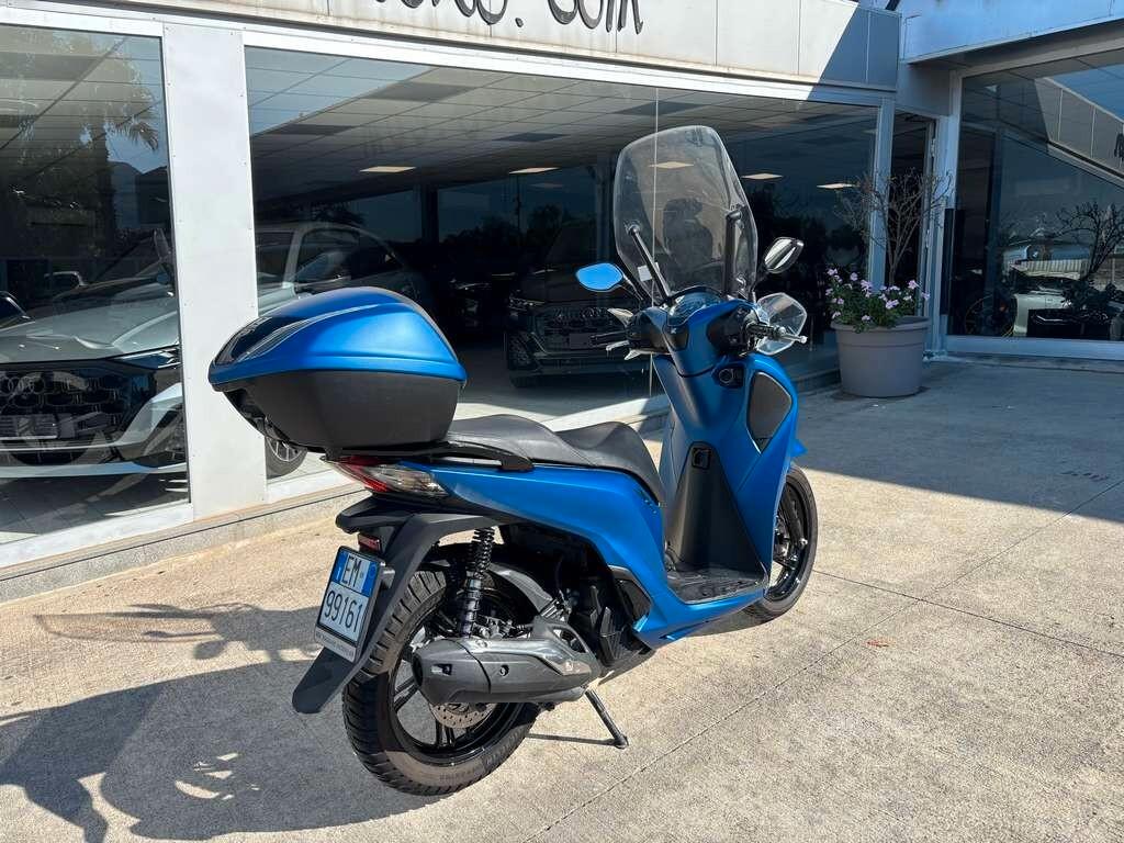Honda SH 125 2018 / KM 30.000 Tua a solo 19 Euro al mese
