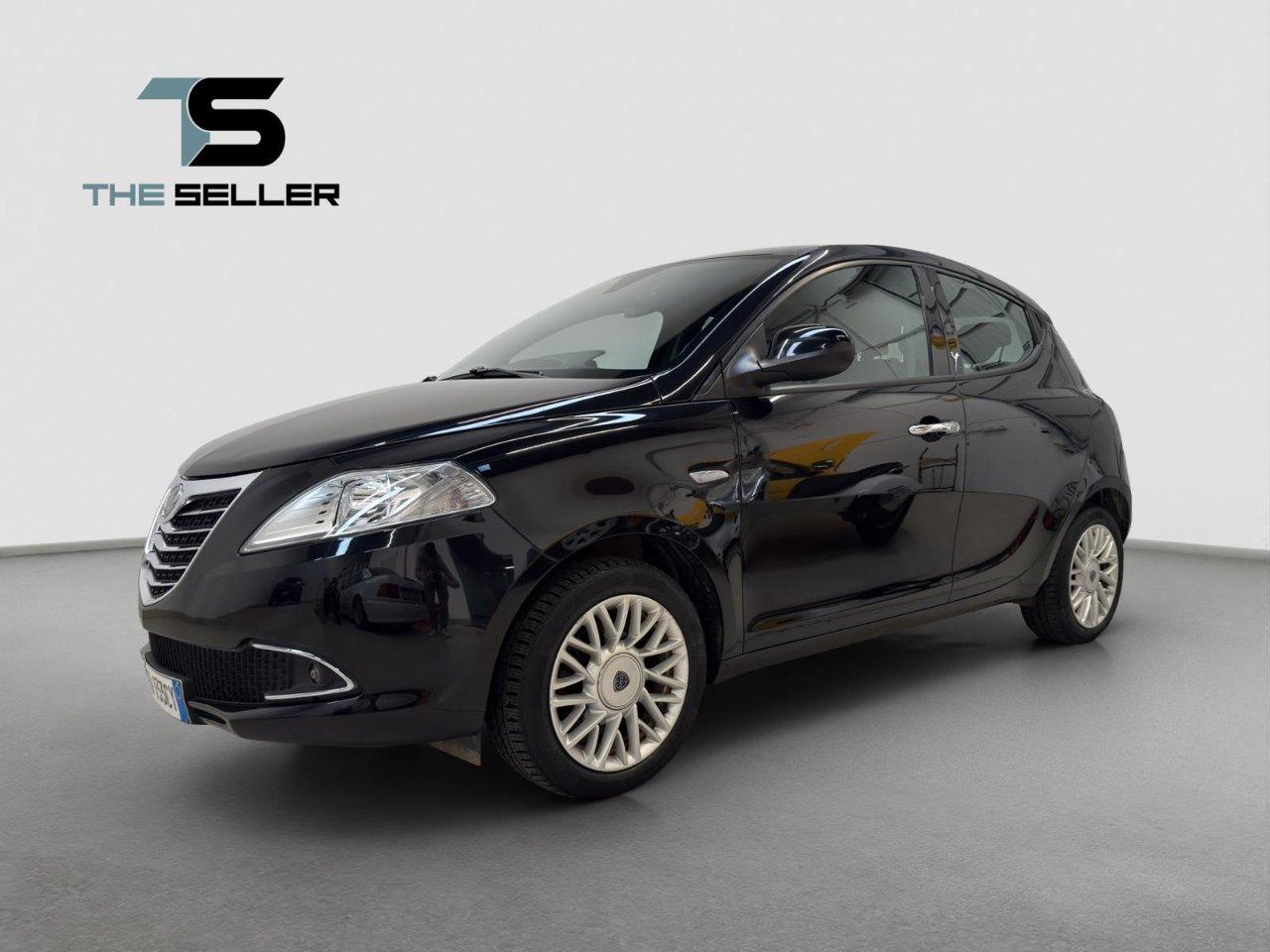Lancia Ypsilon 5 Porte Ypsilon 1.2 8v Gold s&s 69cv E6