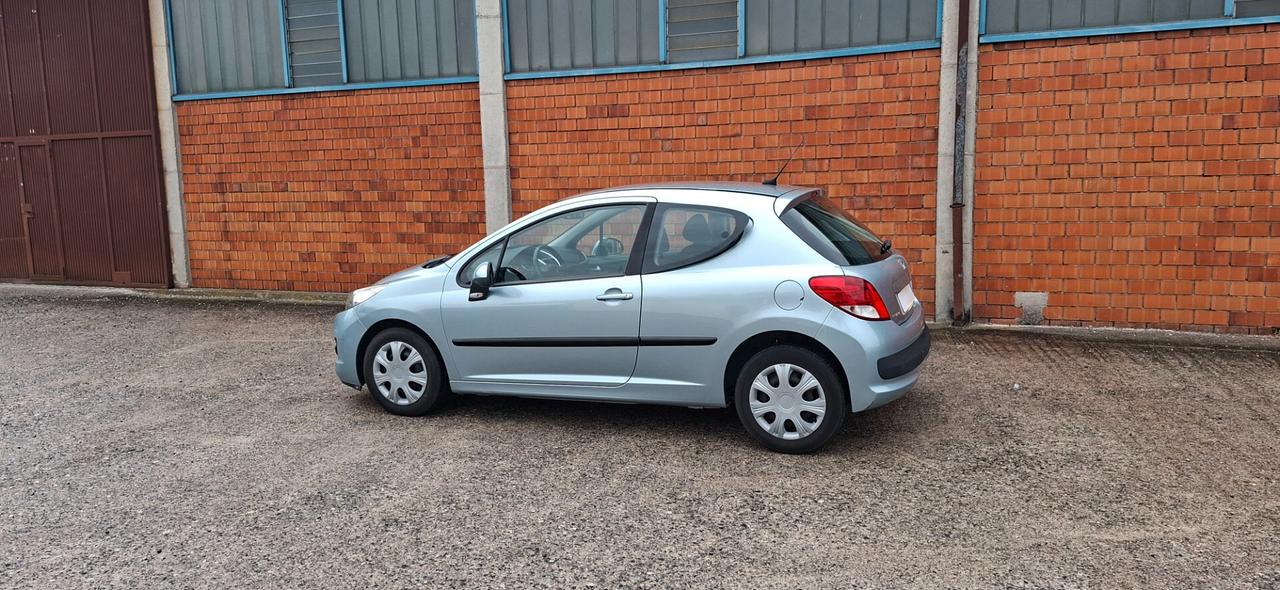 Peugeot 207 1.4 8V 75CV 3p. Energie Sport ECO GPL