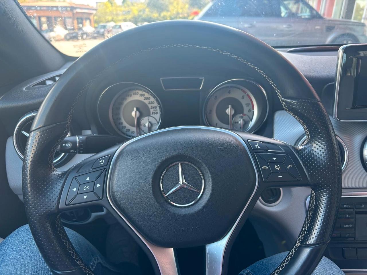 Mercedes-benz CLA 200 CDI Premium MOTORE MERCEDES 1.8CDI