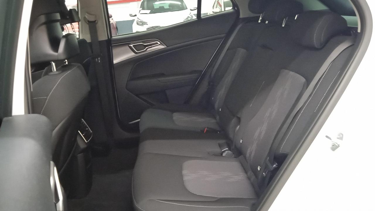 KIA Sportage V 2022 - Sportage 1.6 tgdi mhev Style imt
