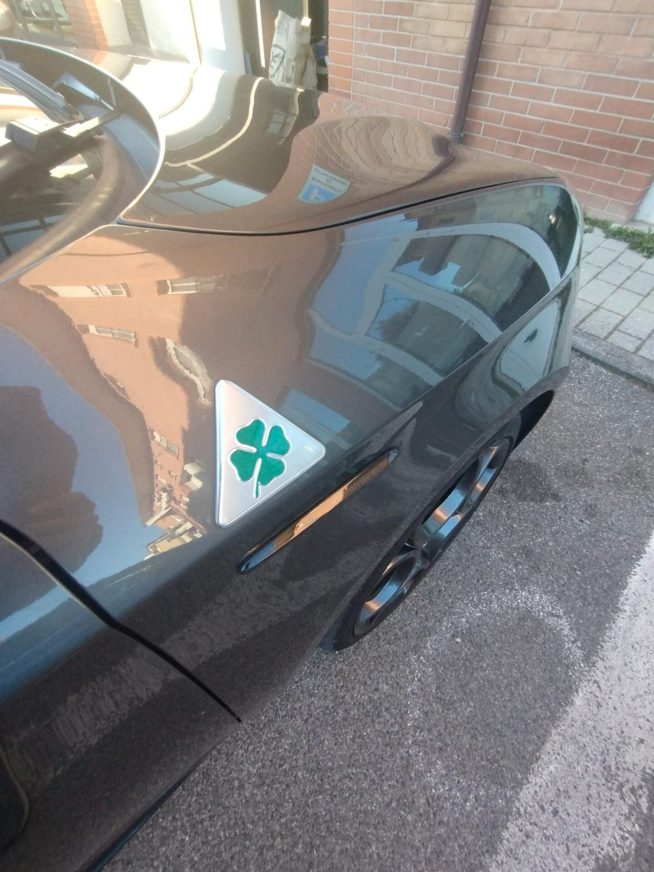 Alfa Romeo Giulietta 1750 Turbo TCT Quadrifoglio Verde