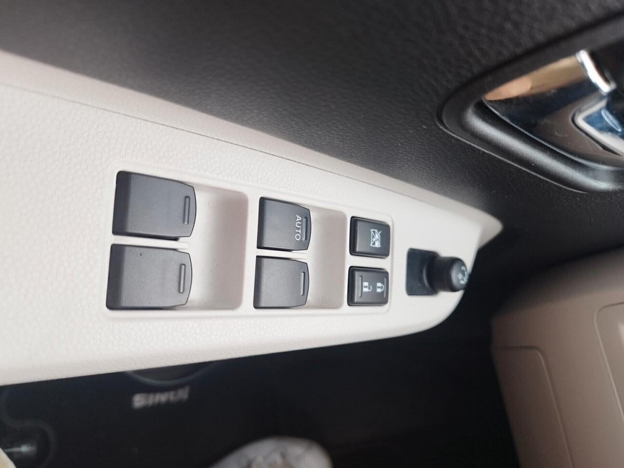 Suzuki Ignis 1.2 Hybrid Top - km 28500