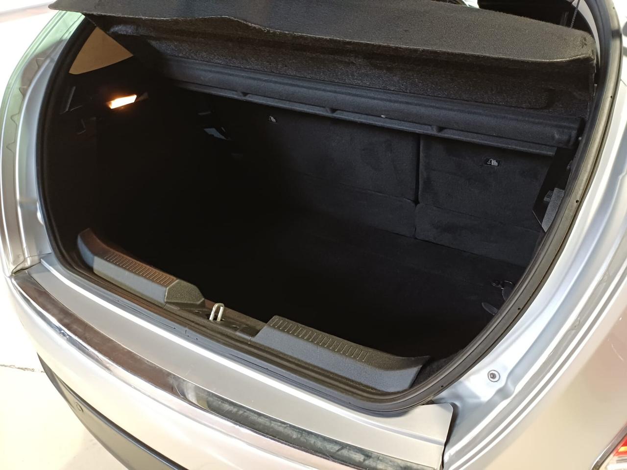 Lancia Delta 1.6 MJT Dpf GOLD