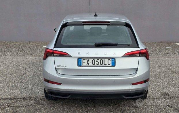 Skoda Scala 1.6 tdi 2019 cambio automatico