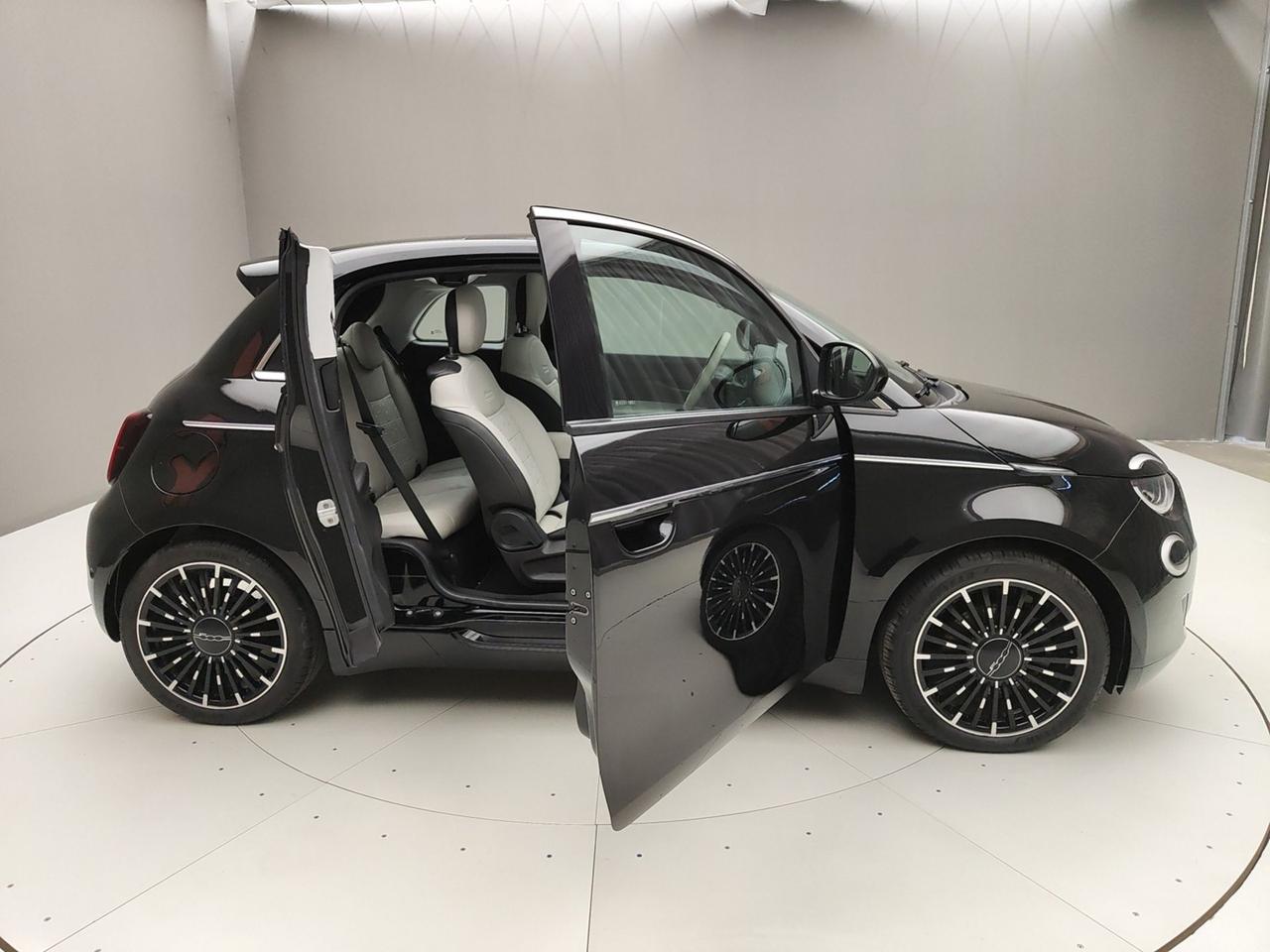 FIAT 500e 3+1 500E 3+1 320KM 118CV LA PRIMA