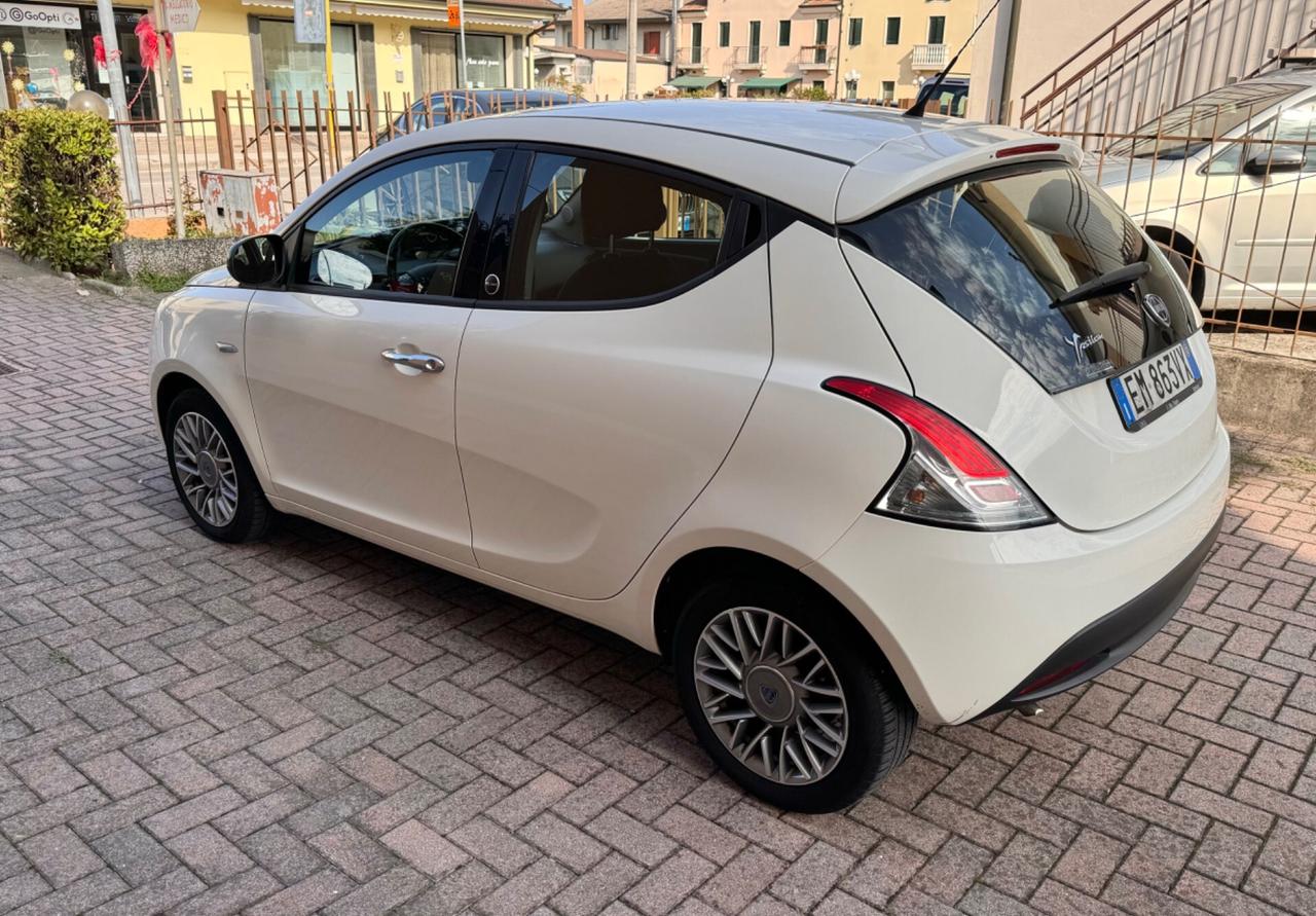 Lancia Ypsilon 1.2 GPL Ok Neopatentati