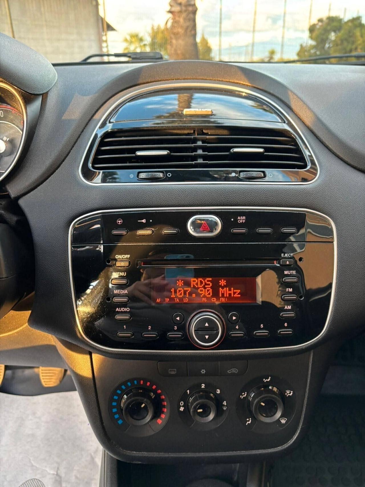 Fiat Punto 1.3 MJT II 75 CV 5 porte Lounge*//