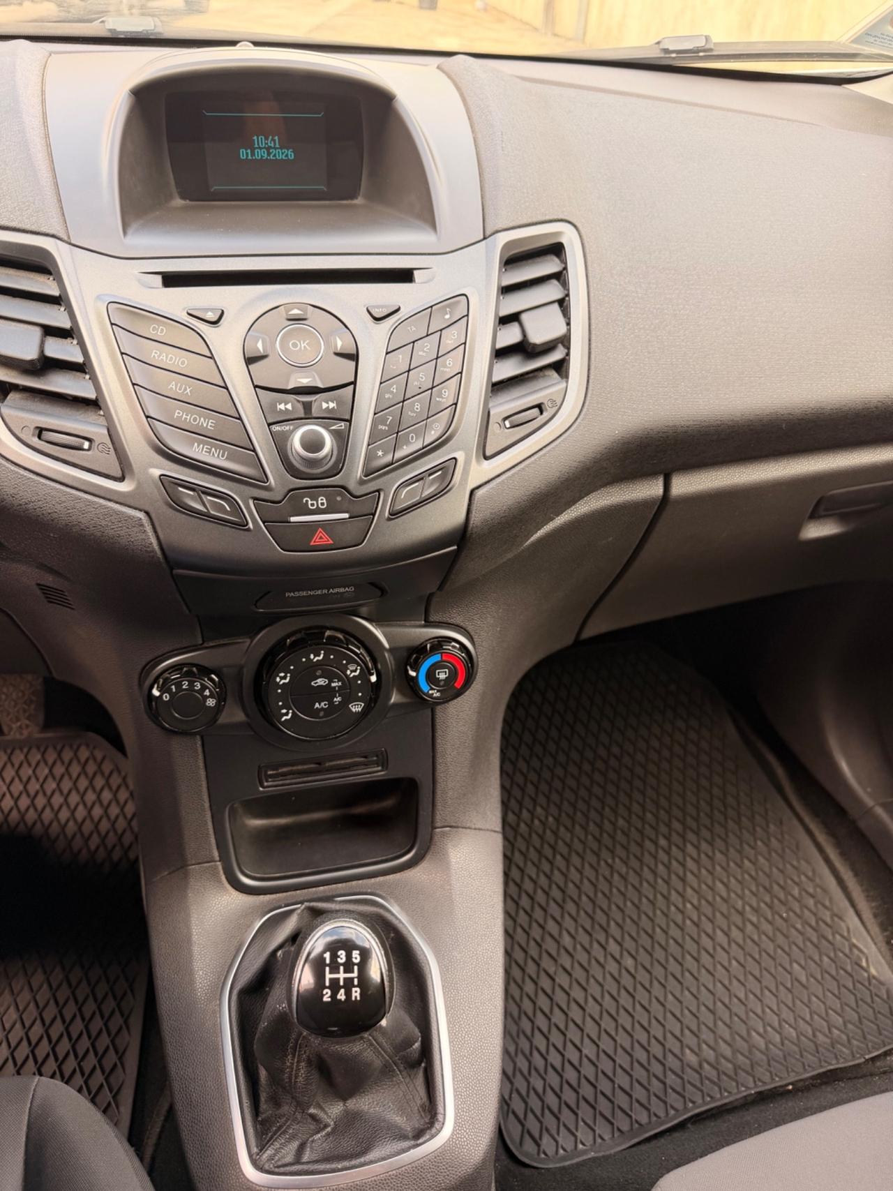 FORD FIESTA1.0 BENZINA NEOPATENTATI GARANZIA EURO6