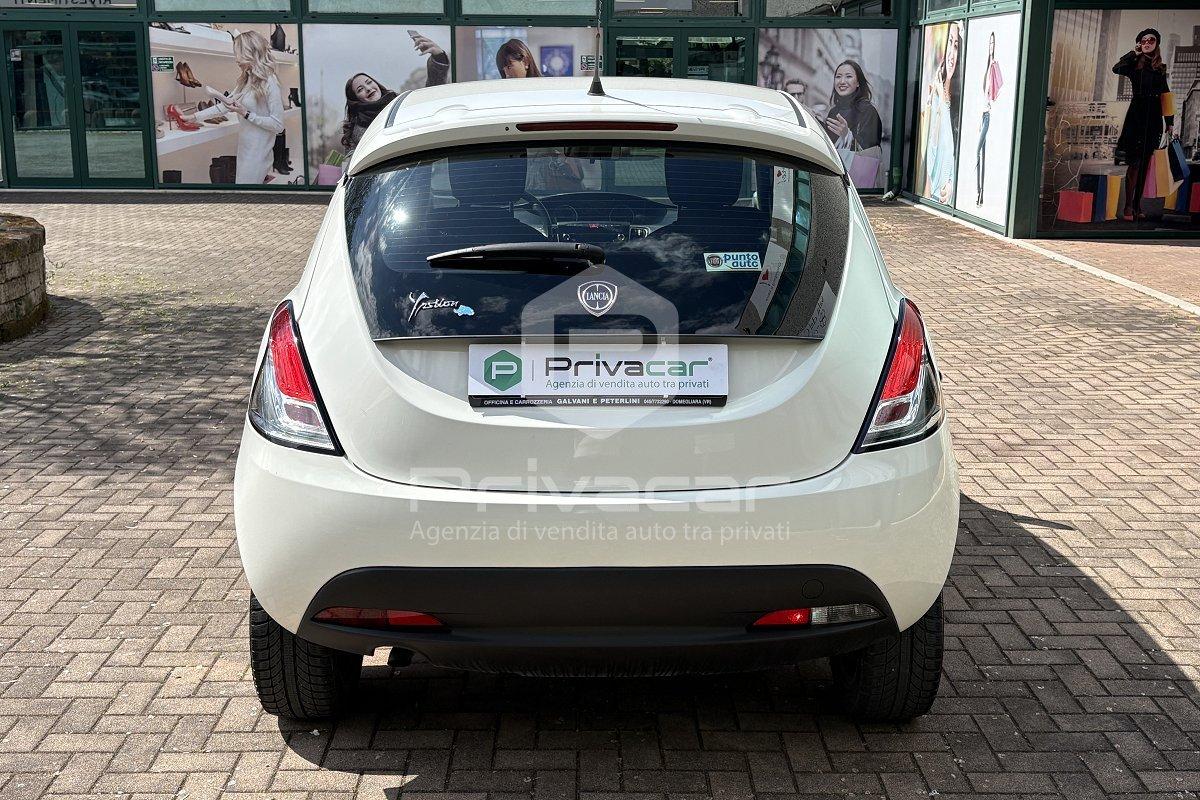 LANCIA Ypsilon 0.9 TwinAir 85 CV 5 porte Metano Ecochic Gold