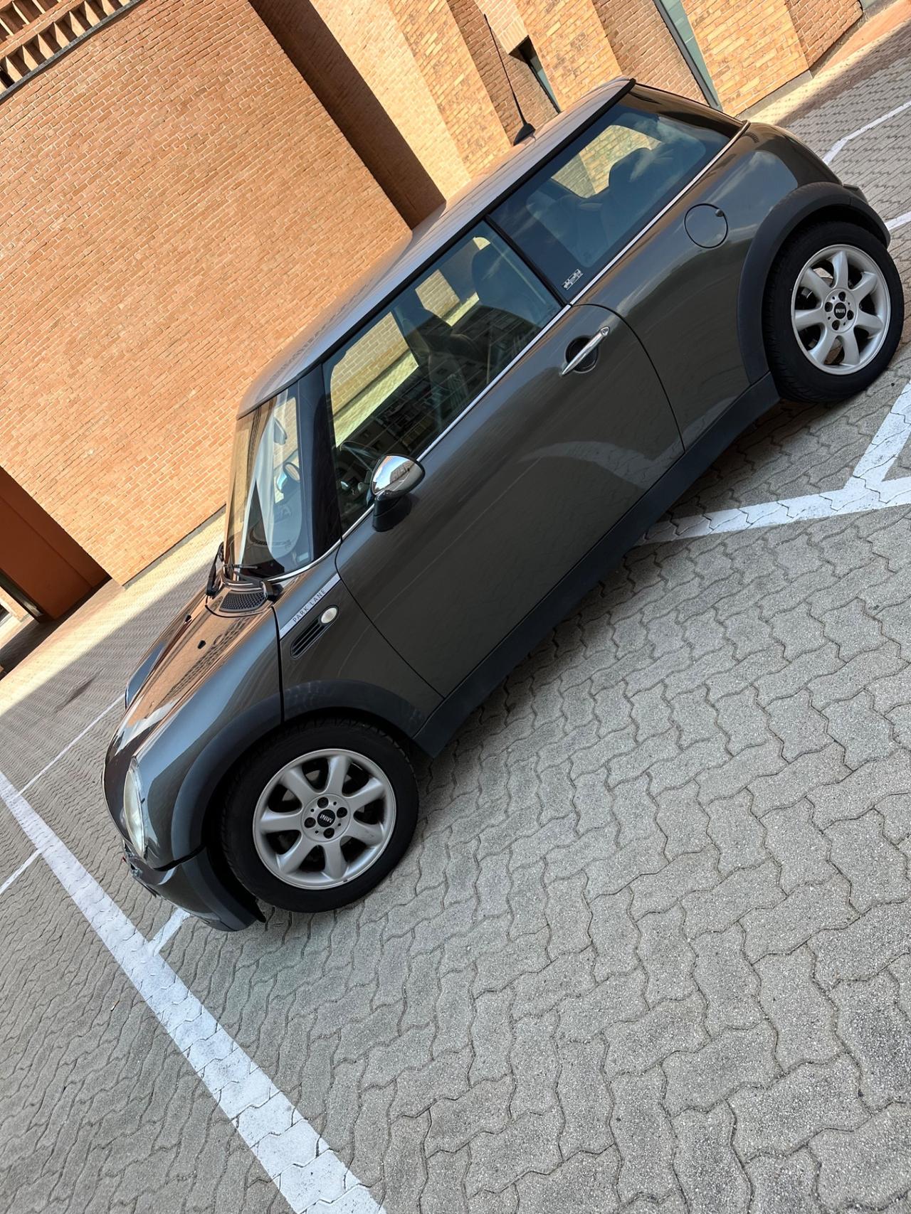 Mini 1.6 16V One Park Lane
