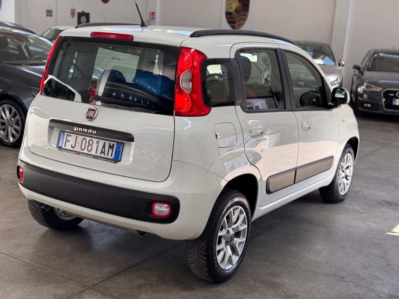Fiat Panda 0.9 TwinAir Turbo Natural Power Lounge
