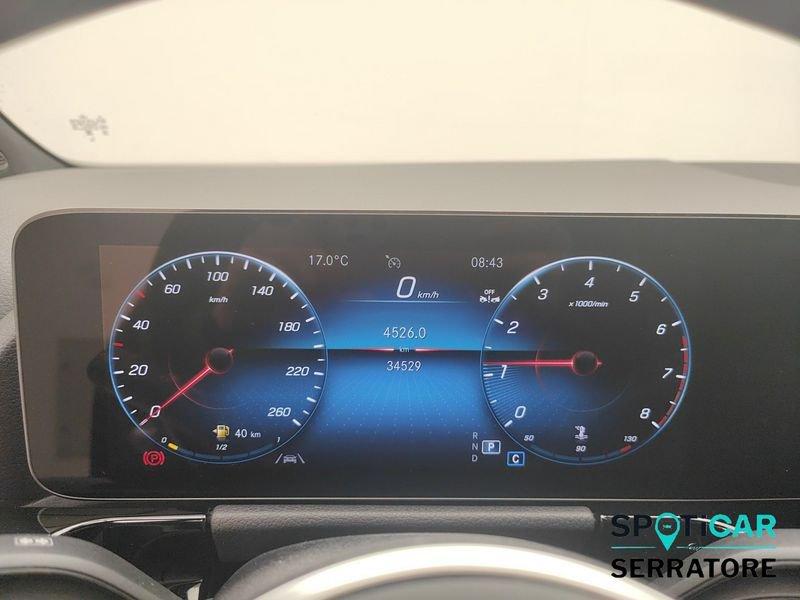 Mercedes-Benz GLA - H247 180 Sport Plus auto