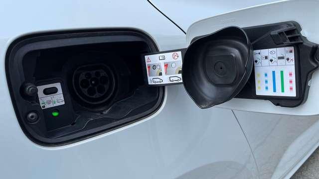 Renault Megane Megane Sporter 1.6 E-TECH Plug-in Hybrid Business