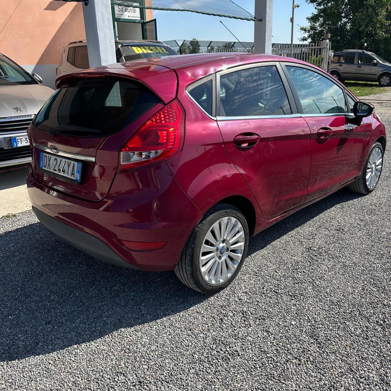 Ford Fiesta 1.4 5 porte Bz.- GPL Titanium