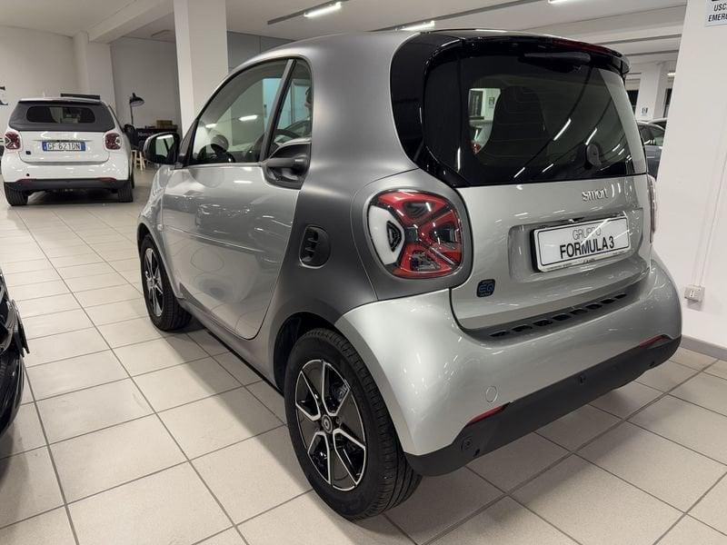 smart fortwo EQ Passion