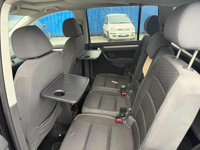 VOLKSWAGEN Touran 2.0 TDI 1.6V 7posti senza nessun lavoro da fare