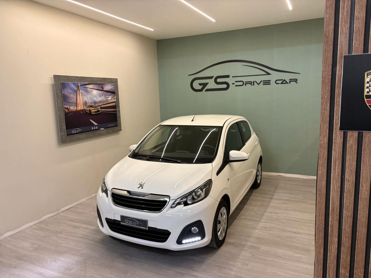 Peugeot 108 1000cc 72cv VTi 5 porte Allure