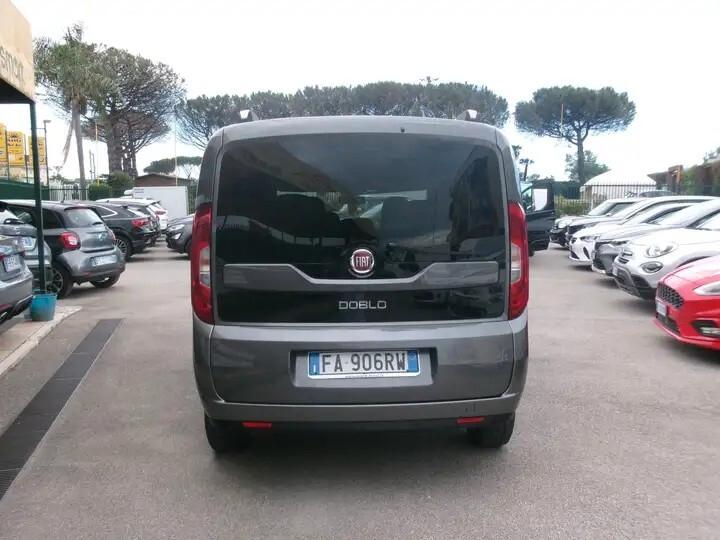 Fiat Doblo 1.6 M-JET EURO 6 LOUNGE 7 POSTI NAVI/PDC FULL OPTIONAL