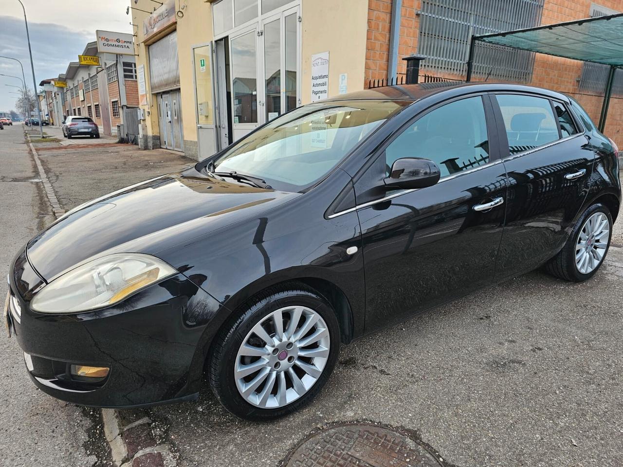 Fiat Bravo 1.6 Multijet 105cv Emotion*Climatronic*17*Unipro*