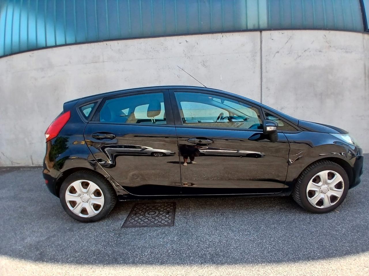 Ford Fiesta Fiesta+ 1.2 82CV 5 porte