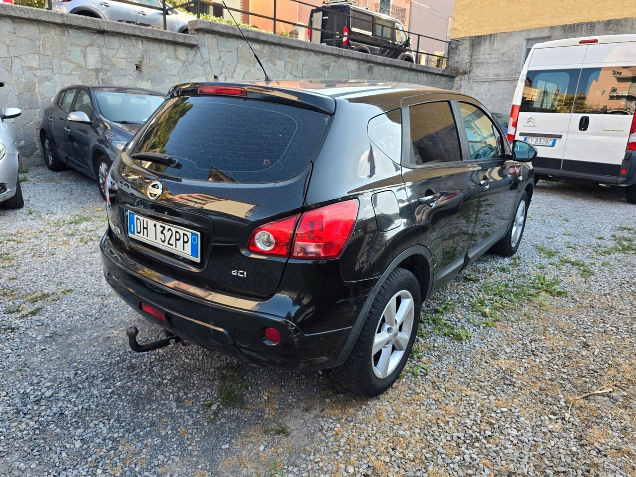 Nissan Qashqai 2.0 dCi DPF Visia 4x4