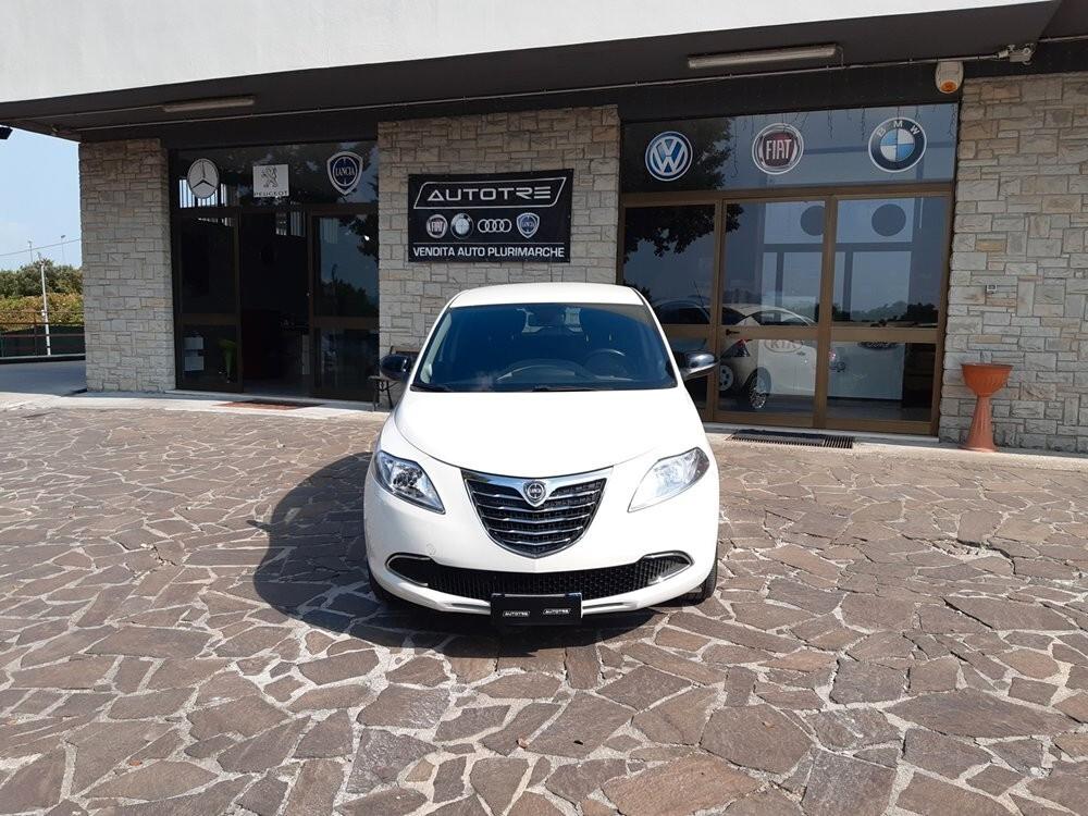 Lancia Ypsilon 1.2 GPL 69 CV 5 porte Elle NEO PATENTATI