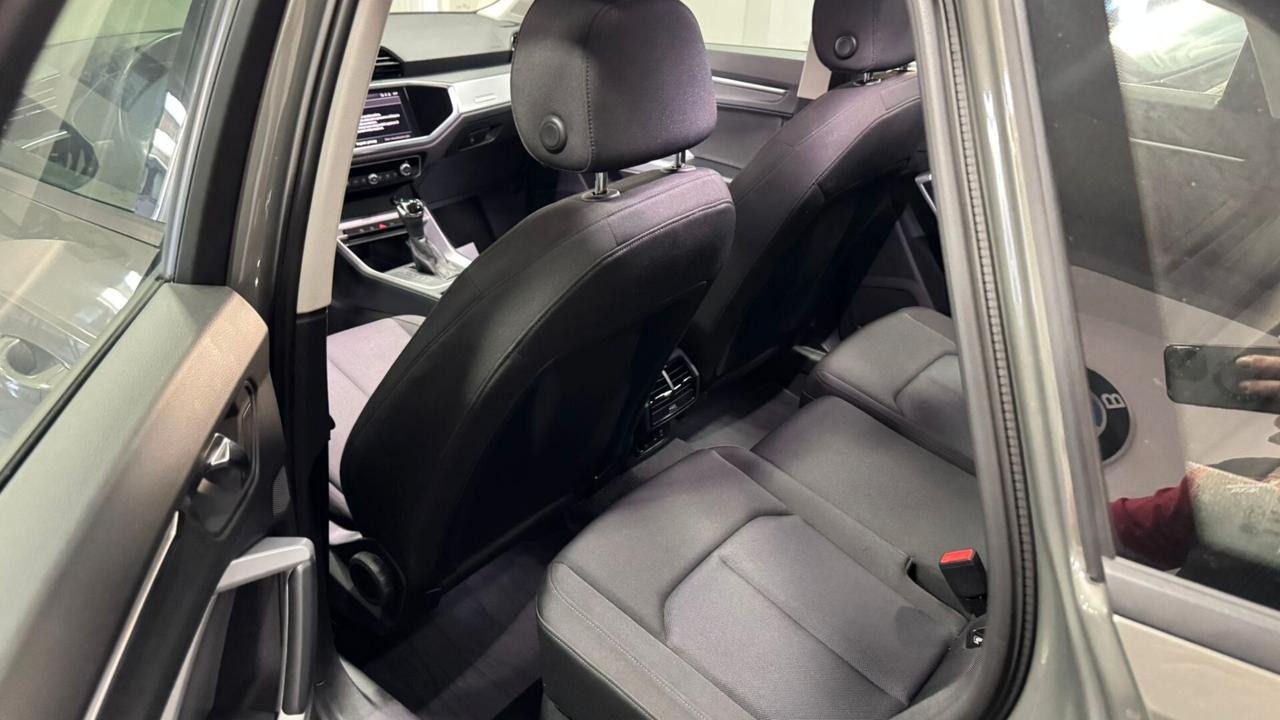 Audi Q3 40 TDI quattro S tronic line edition