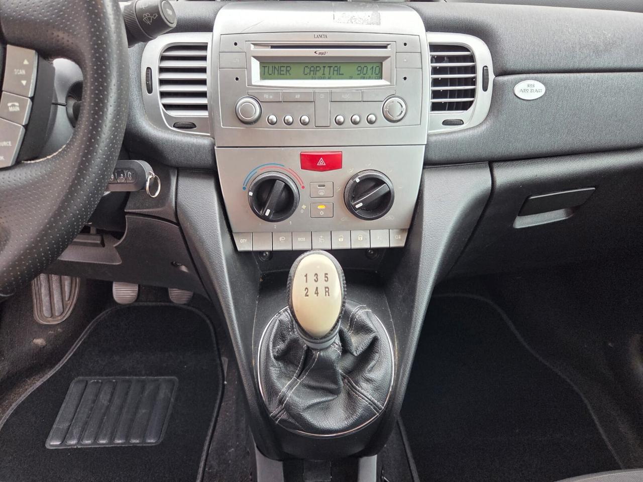 Lancia Ypsilon 1.2 69 CV PLATINUM 3 PORTE