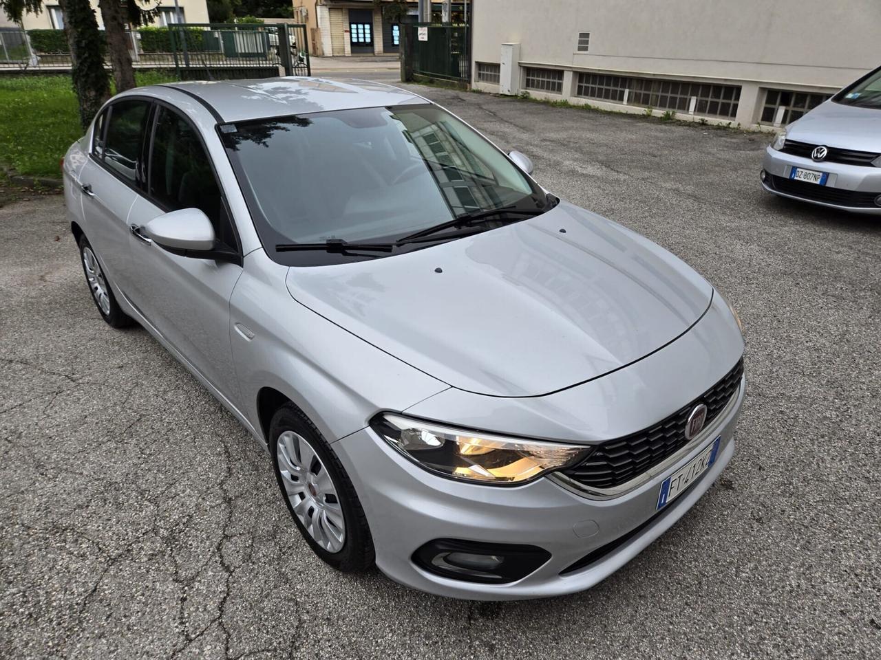 Fiat Tipo 1.6 Mjt 4 porte Lounge