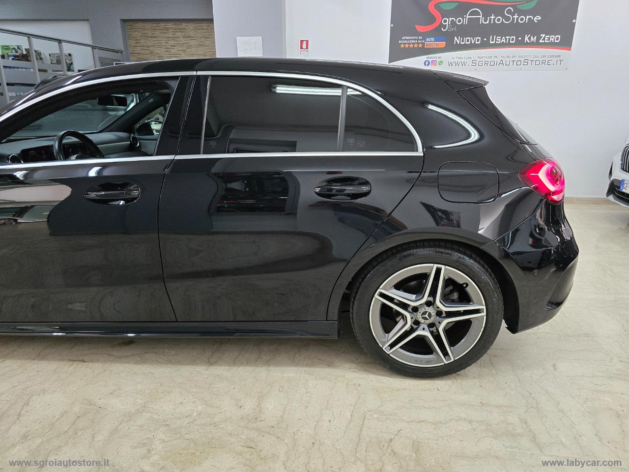 MERCEDES-BENZ A 180 d Automatic Premium