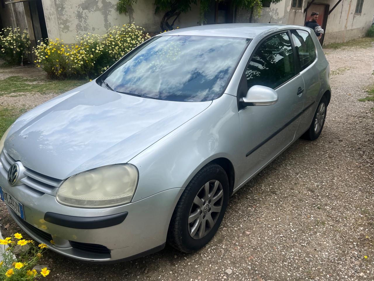 Volkswagen Golf 2.0 TDI 110CV DPF 3p. Trendline