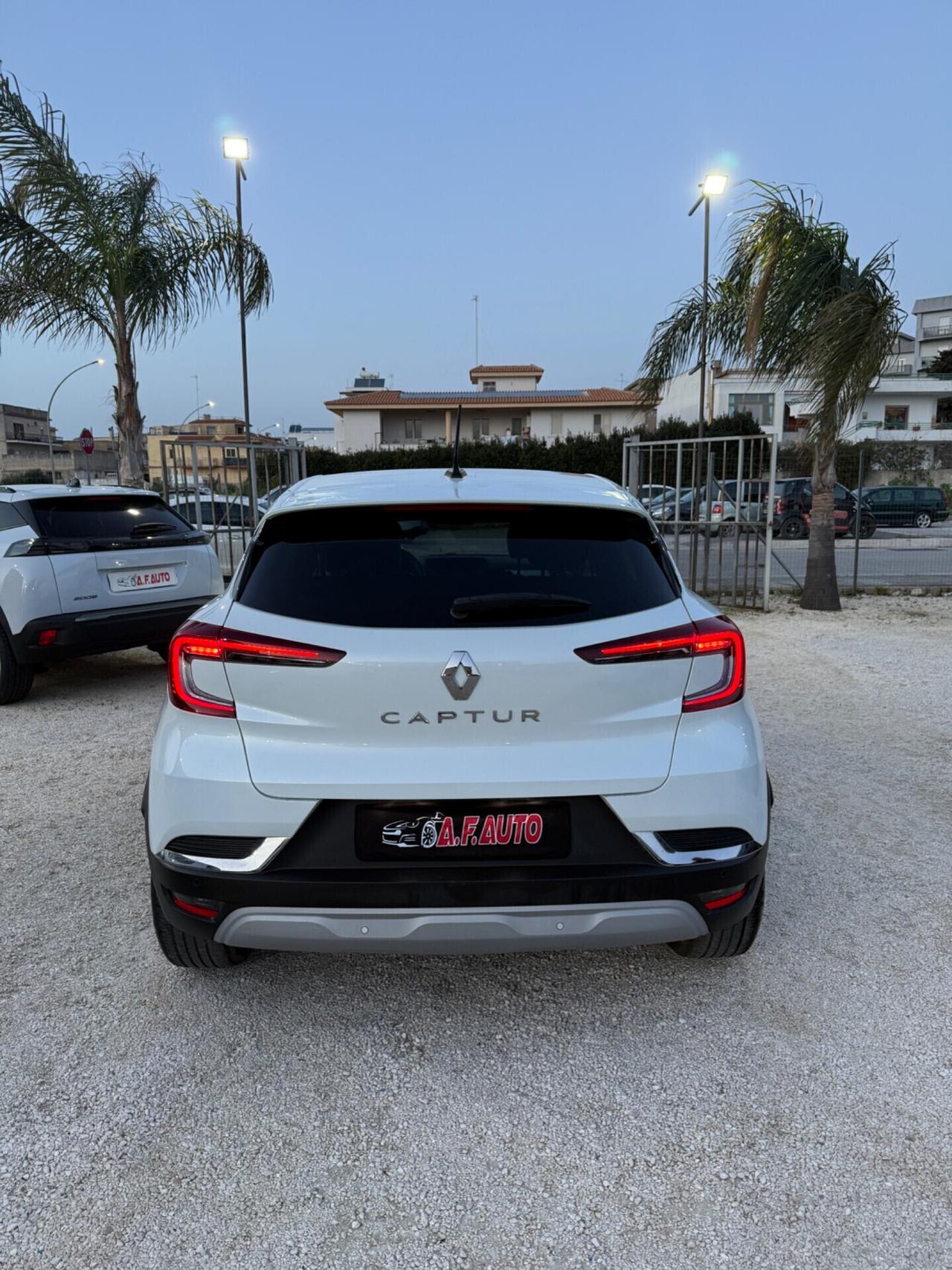 Renault Captur TCe 90 CV Intens