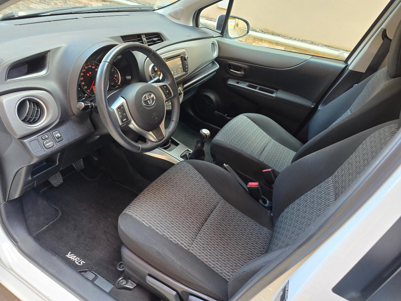 Toyota Yaris 1.0 70 cv Lounge