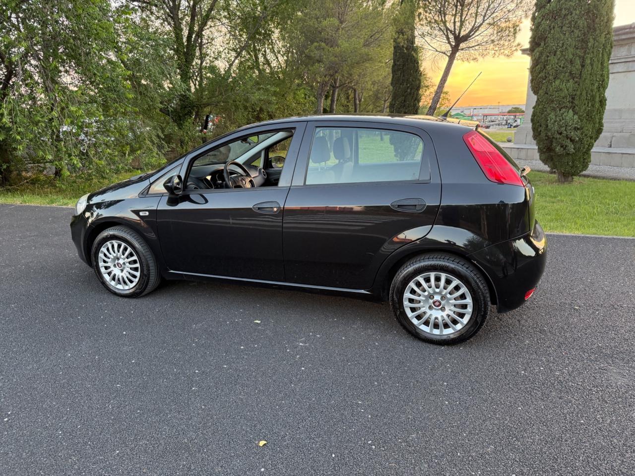 Fiat Punto 1.3 MJT II 75 CV 5 porte Lounge