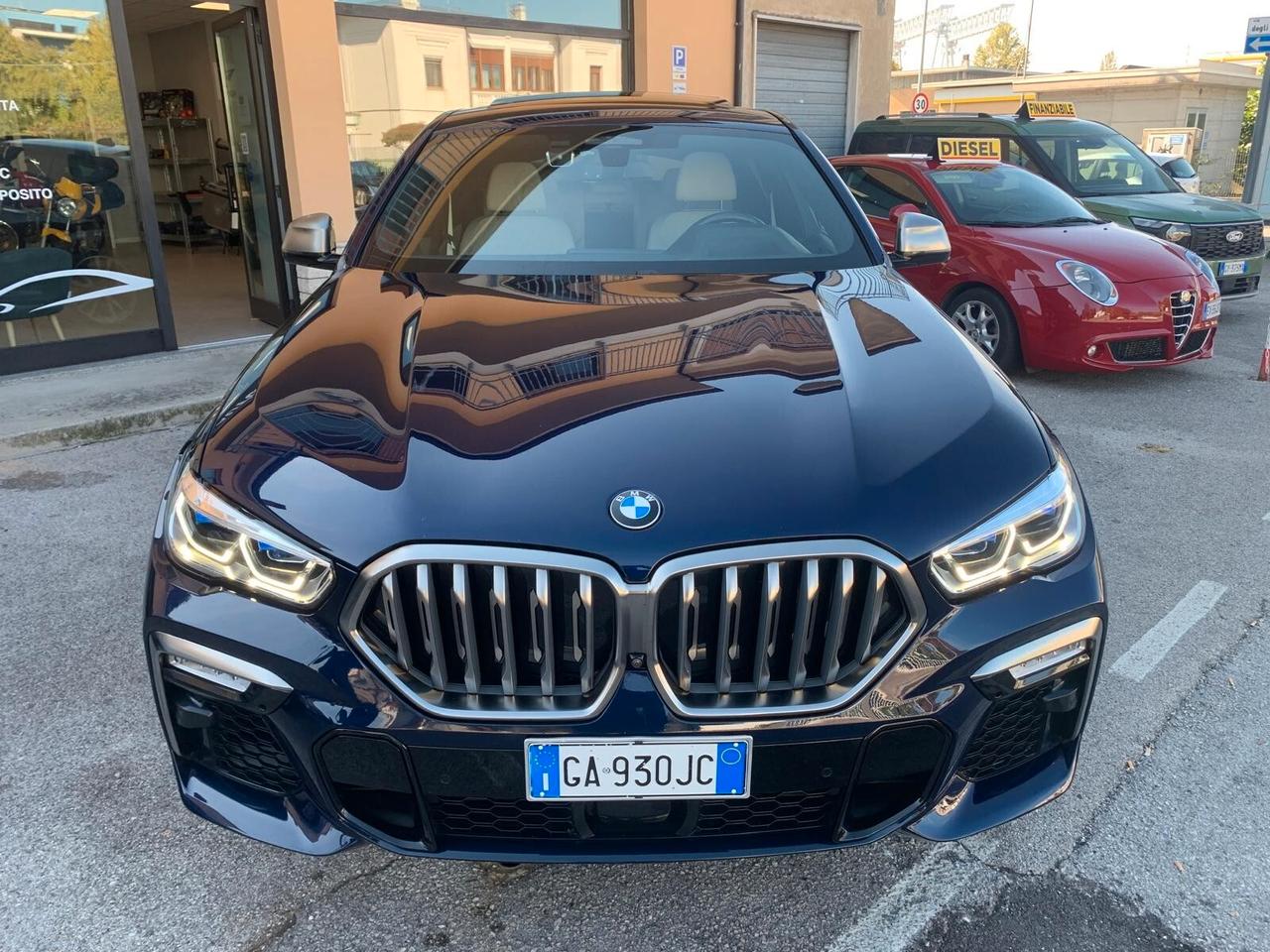 Bmw X6 M50d 400cv full UNICO PROPRIETARIO