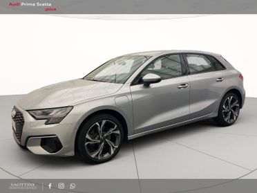 Sportback 40 TFSI e Business Advanced S tronic