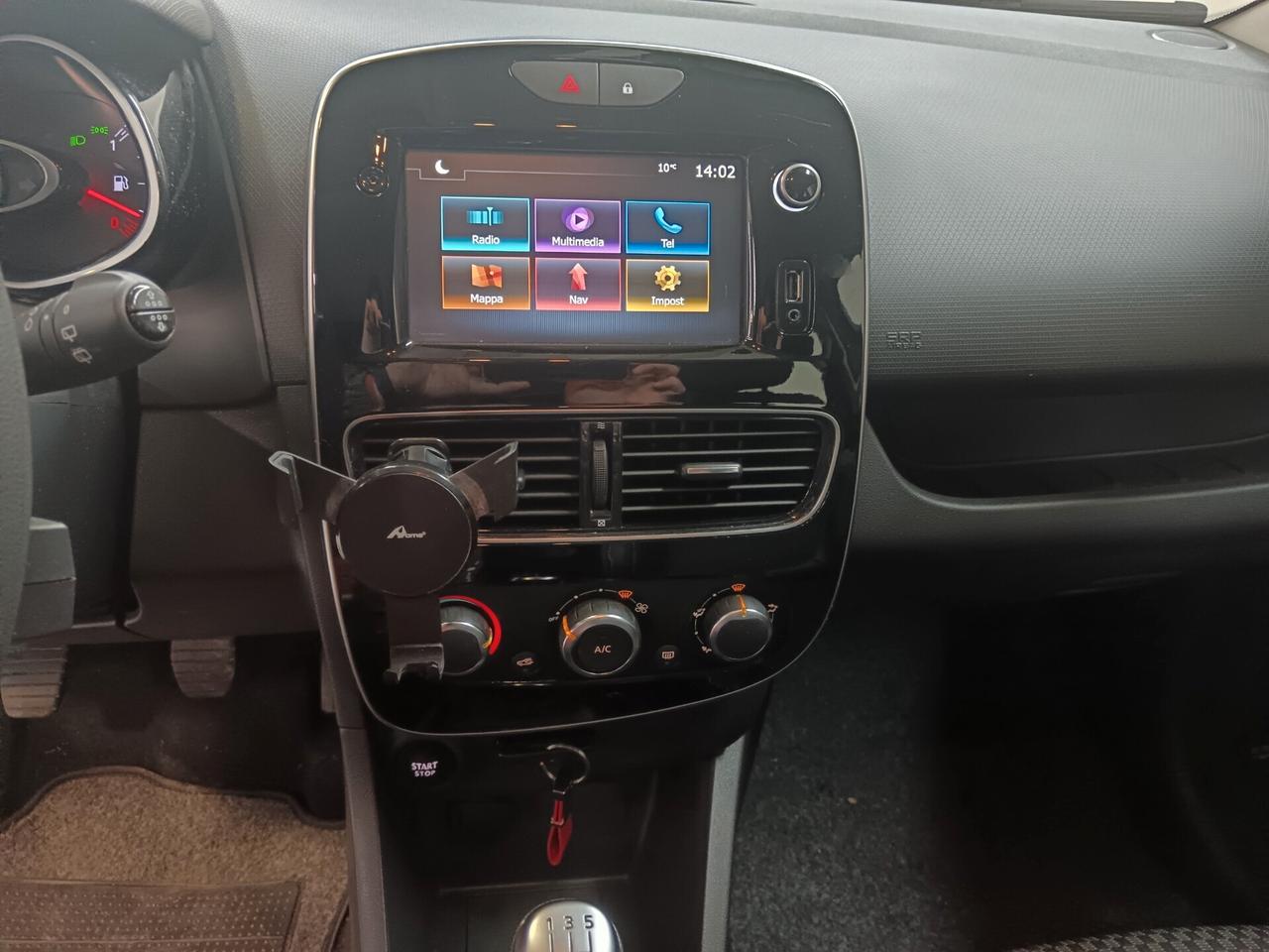 Renault Clio TCe 12V 90 CV GPL 5 porte Moschino Intens PREZZO REALE