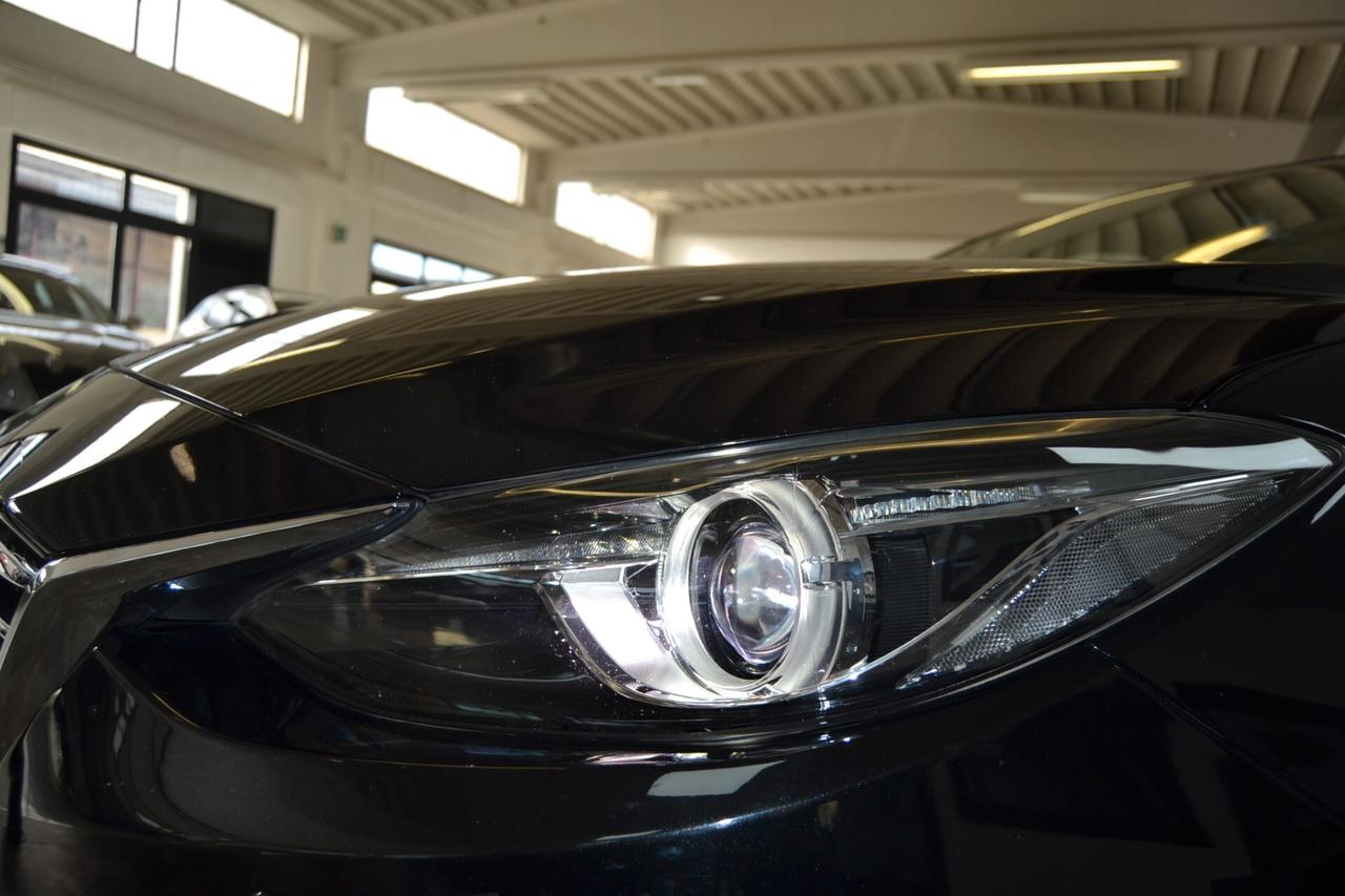 Mazda3 1.5 Skyactiv-D Exceed Cruise/Xenon/UNIPRO