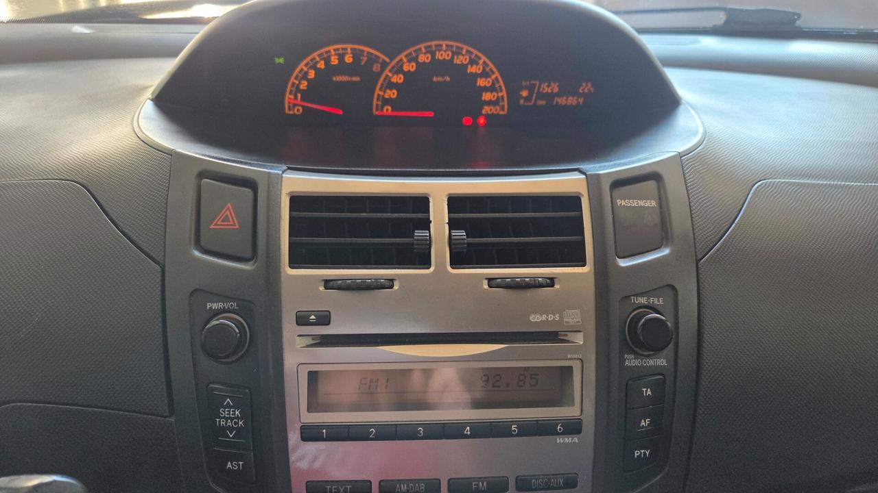 Toyota Yaris 1.0 5 porte Sol unico proprietario