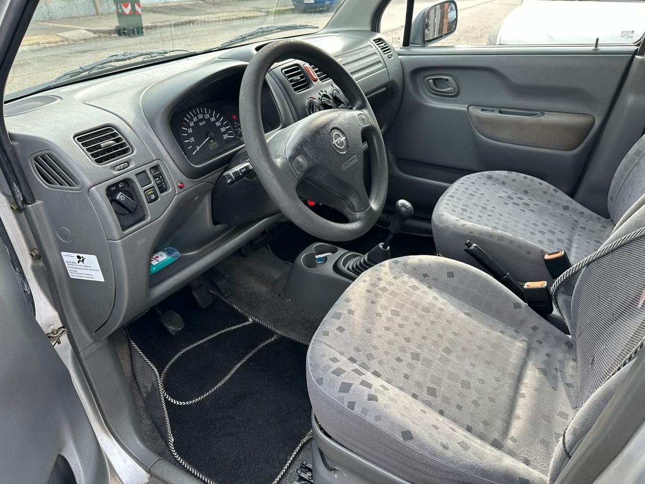 Opel Agila 1.0 12V Comfort