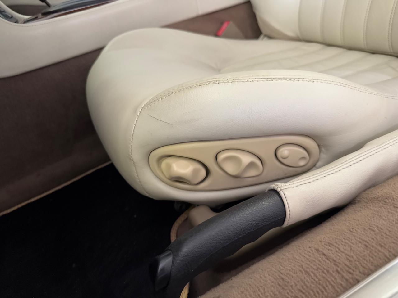 JAGUAR XK8 4.0 BENZ V8 284CV OK PERMUTE VEICOLO FINANZIABILE