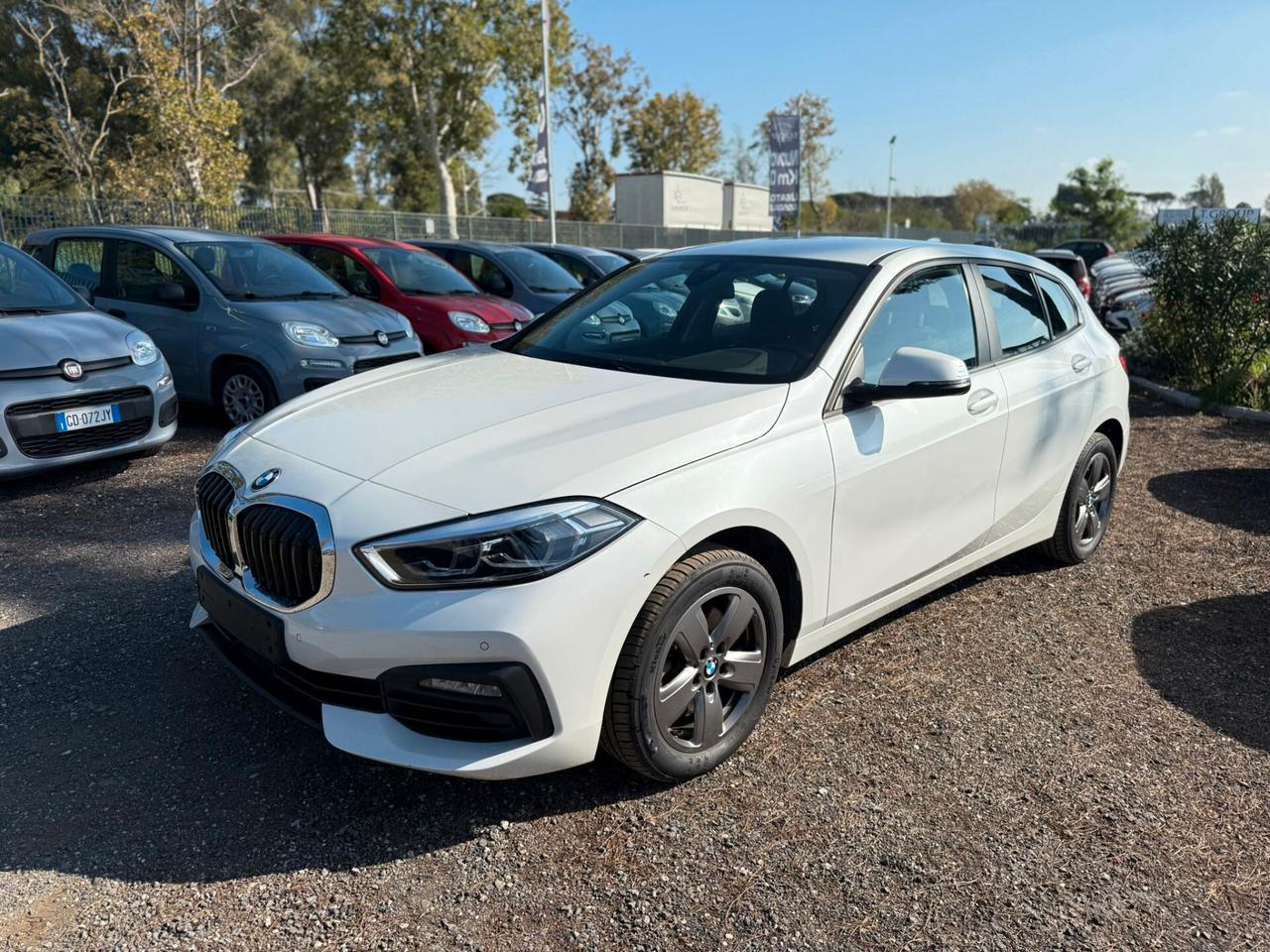 Bmw 118i 5p. Advantage Aut.