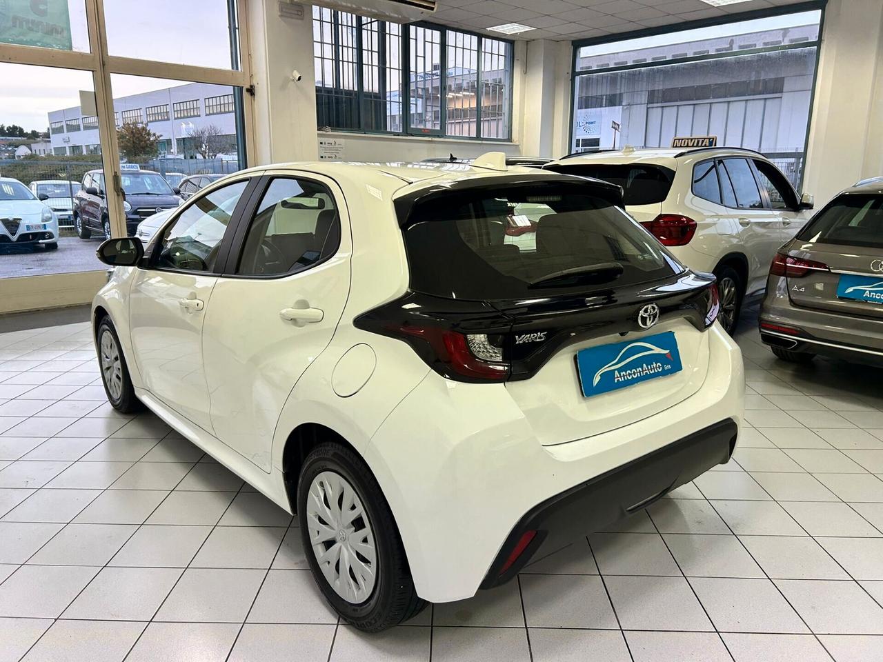 Toyota Yaris 1.0B Trend x neopatentati 2023