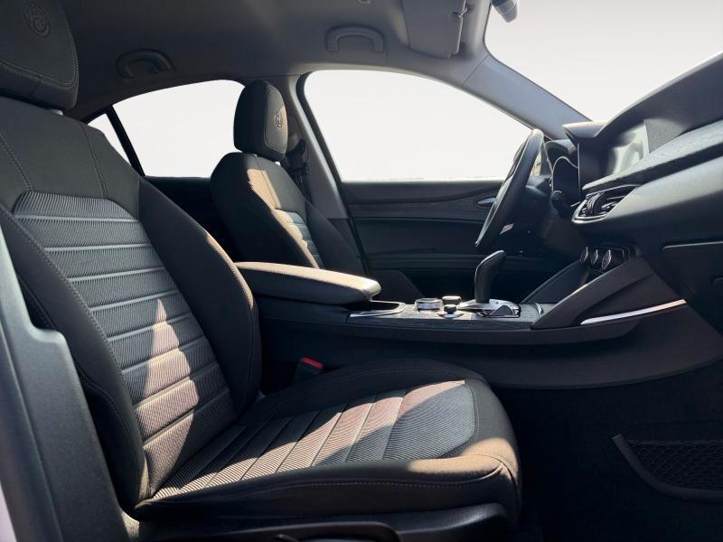 Alfa Romeo Stelvio 2.2 t Business rwd 160cv auto