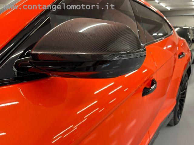 LAMBORGHINI Urus 4.0 SE vettura ufficiale