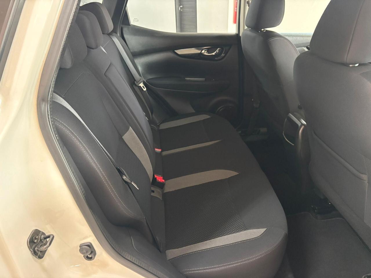 Nissan Qashqai 1.5 dCi