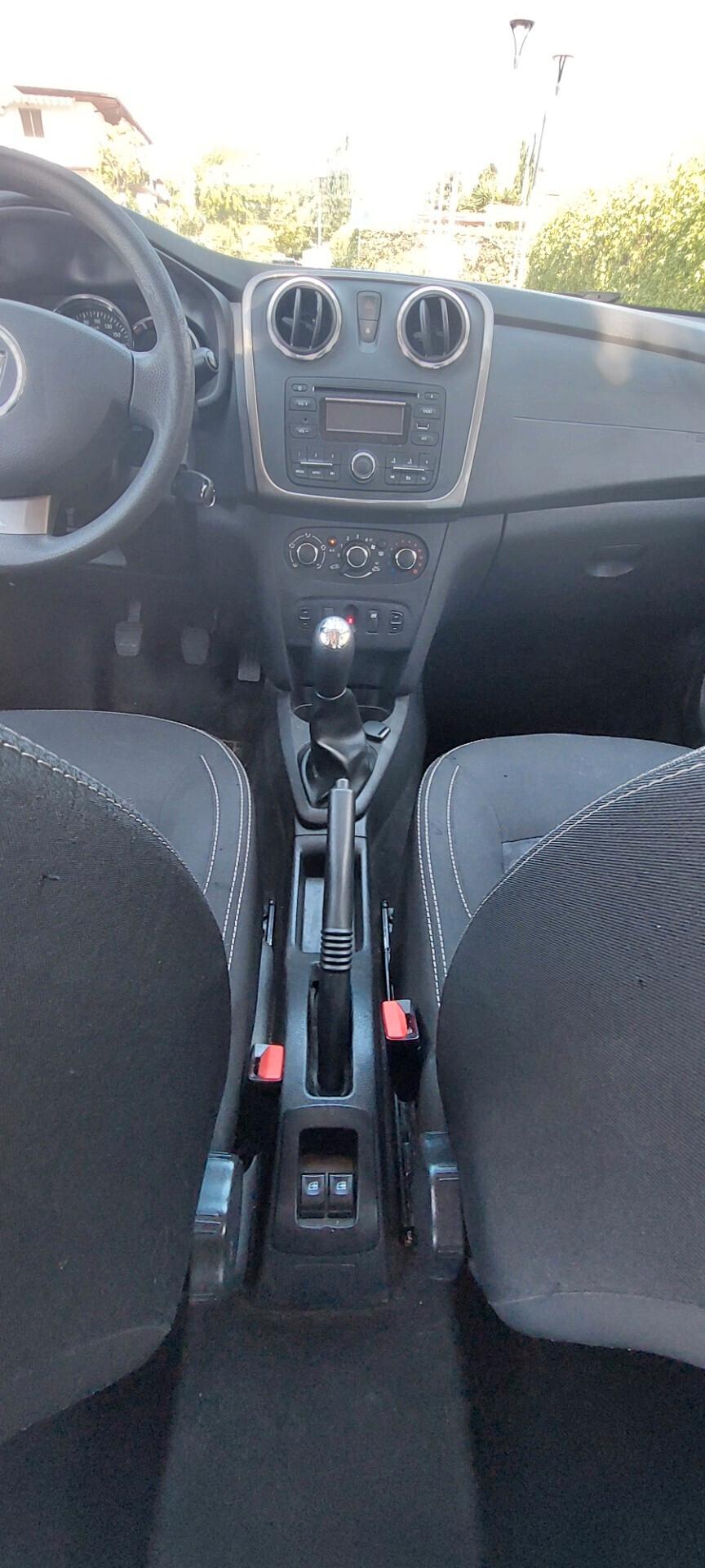 DACIA SANDERO 1,5 DIESEL X NEOPATENTATI 75 CV GOMME NUOVE IMPECCABILE